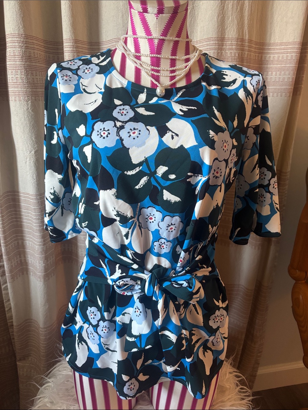 Ann Taylor Blue Black White Floral Tie-Waist Blouse